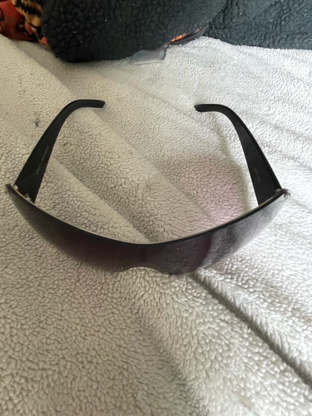 Steve Madden Oversized Wraparound Shield Sunglasses - Purple Lenses - Picture 2 of 3
